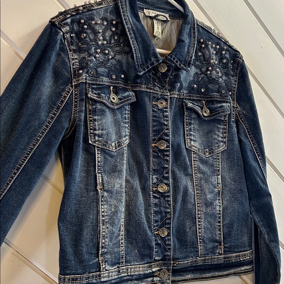 FEMME FATALE Pearl Embroidered Denim Jacket - Picture 2 of 16